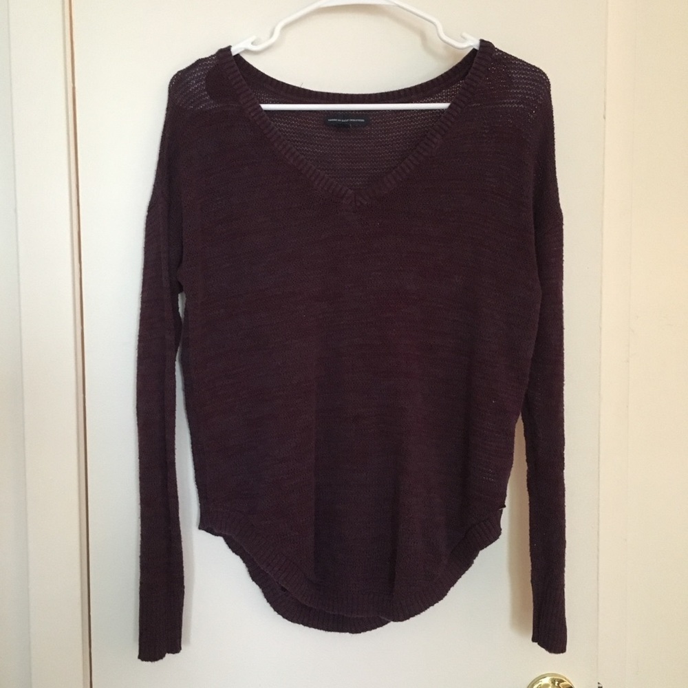 American Eagle light sweater